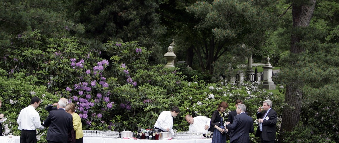 365 Things to do in Boston cemetery tour