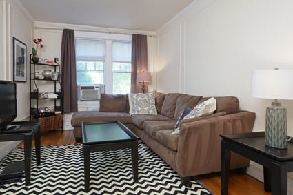 33_Winslow-Road_2_LivingRoom_800-M 33_Winslow-Road_2_LivingRoom_800-M