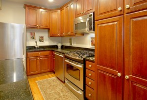 64_Commonwealth-Ave_1_Kitchen-Photo_800-M