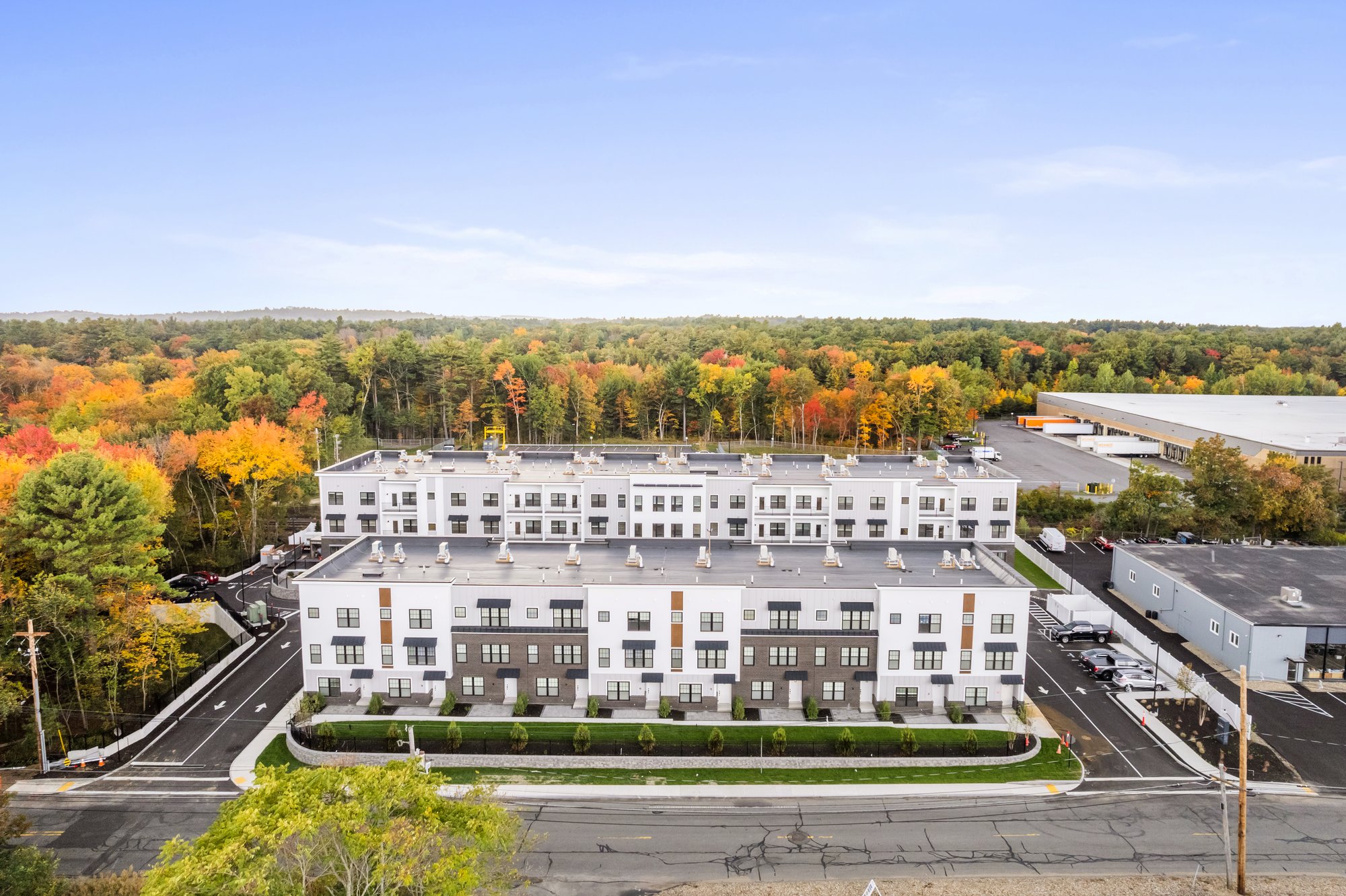 Exterior of Lume apartments in Wilmington, MA