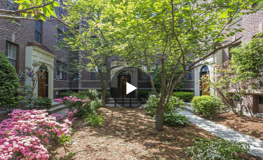 A Gorgeous 2 Bed in Brookline for $550,000!